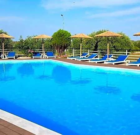 فندق Achillion 3*