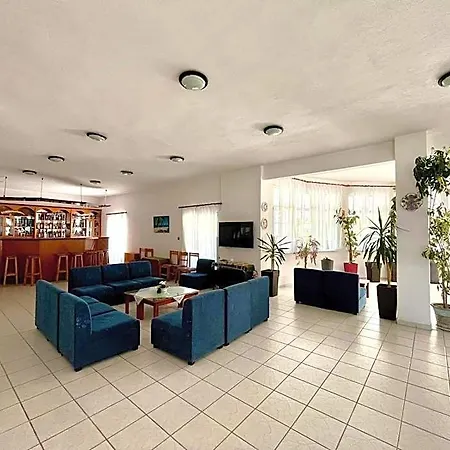 Achillion Hotel 3*